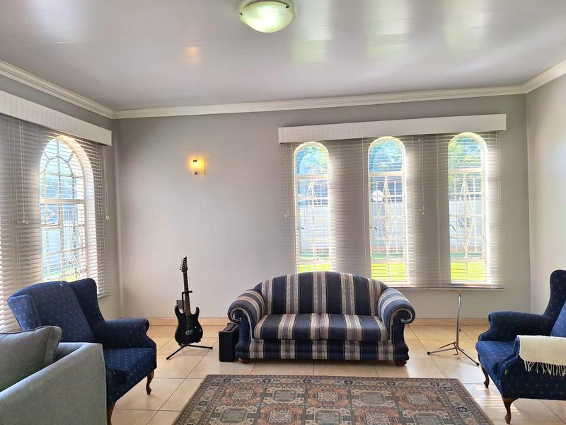 4 Bedroom Property for Sale in Flamwood North West